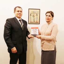 Mimořádný a zplnomocněný velvyslanec České republiky navštívil Překladatelské Centrum
